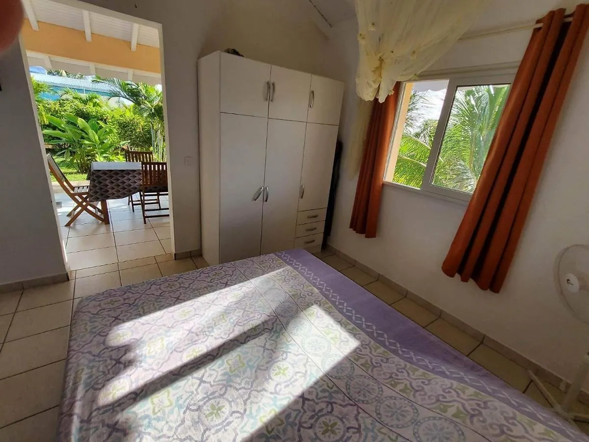 شقة سانت-روز Bel Appartement T2 Avec Vue Sur Palmier Et Mer غوادلوب