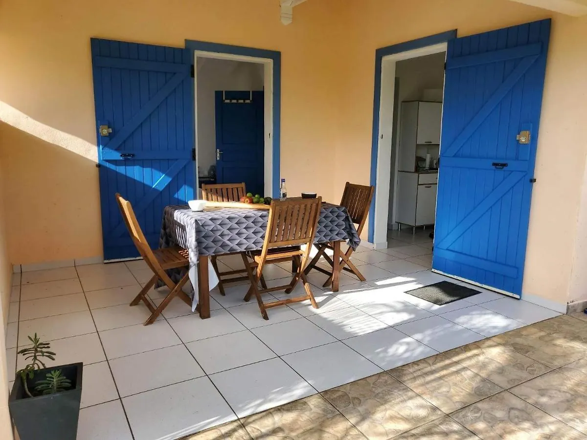سانت-روز Bel Appartement T2 Avec Vue Sur Palmier Et Mer غوادلوب